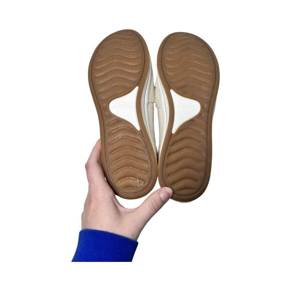 Clarks Cloudsteppers Woman’s Canvas Slip-Ons Breeze Step Natural Size 7.5‎ - Picture 7 of 7